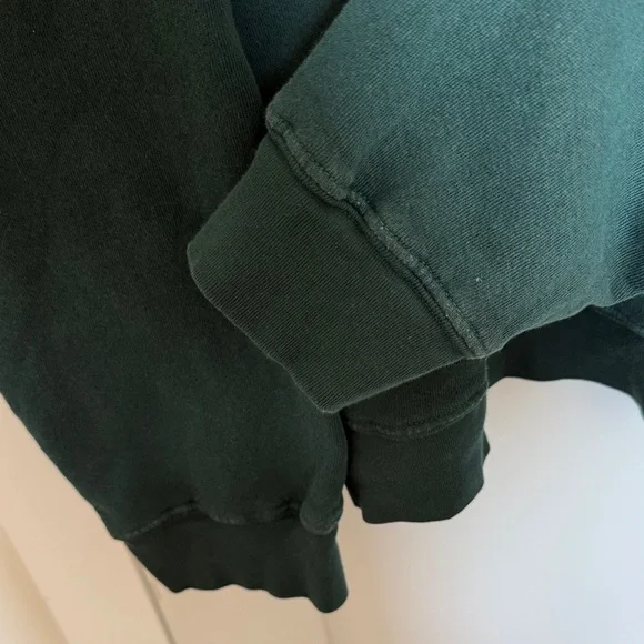 Daydreamer Green Oxford Crest Sweatshirt - Picture 8 of 8